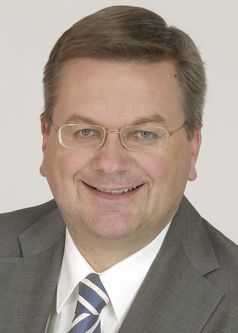 Reinhard Grindel (2013)