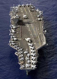 Flugzeugträger (USS Nimitz)