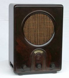 Röhrenradio „Volksempfänger“,Typ VE 301, ab 1933, verschiedene Hersteller