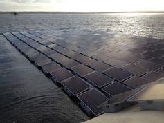 Schwimmende Solarzellen: Themse soll Strom liefern. Bild: thameswater.co.uk