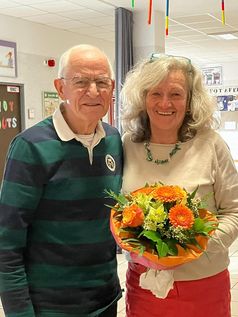 Alter Bürgervorsteher und neue Bürgervorsteherin in Bredstedt: Uwe Hems, heutiger Ehrenbürger der Stadt Bredstedt/Bräist und Ilse Johanna Christiansen  (2024) Bild: SSW