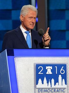 Bill Clinton bei seiner Rede auf dem demokratischen Parteitag im Juli 2016, bei dem seine Frau Hillary zur ersten weiblichen Kandidatin einer der beiden großen Parteien gewählt wurde
