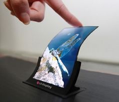 Krumme Sache: Solche Displays gehen bei LG in Serie. Bild: lgdisplay.com