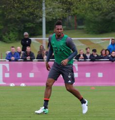 Jérôme Boateng auf dem Gelände des FC Bayern München (2017)