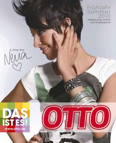 Der Titelstar auf dem Frühjahr/Sommer-Katalog 2010 von OTTO: Nena. Bild: obs/OTTO GmbH & Co KG