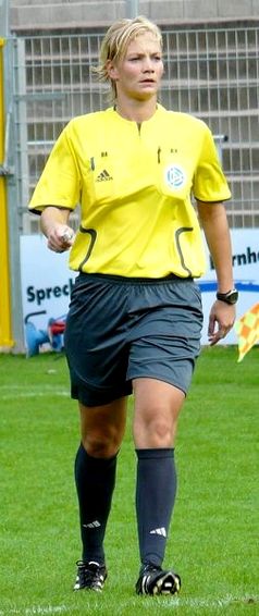 Bibiana Steinhaus (2008)