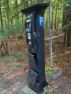 Aufgebrochener Parkscheinautomat Bild: Polizei