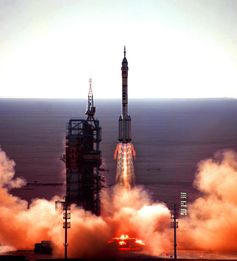 Start von Shenzhou 5