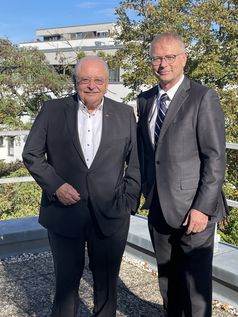 ZDK-Präsident Jürgen Karpinski (li) und GVA-Präsident Thomas Vollmar Bild: Zentralverband Deutsches Kraftfahrzeuggewerbe (ZDK) Fotograf: ProMotor