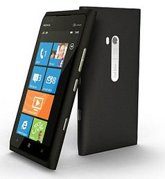 Lumia 900: Nokia-Telefon soll WinPhone-Renaissance einleiten. Bild: Nokia