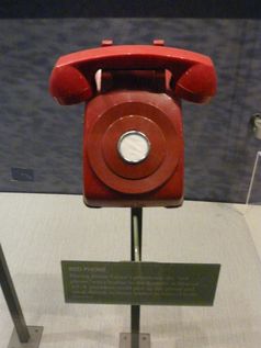 Ein Rotes Telefon aus der Zeit von Jimmy Carter, das aber nie Bestandteil des heißen Drahtes, sondern wohl nur des amerikanischen Defense Red Switch Networks war. (Symbolbild)