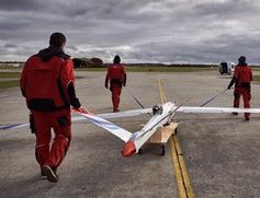 Vorbereitung zum Testflug in Oberpfaffenhofen.