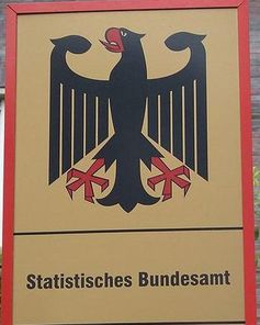 Behördenschild des StatistischesnBundesamtes. Bild: Kandschwar / wikipedia.org