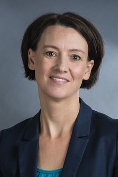 Dr. Claudia Bogedan 2015
