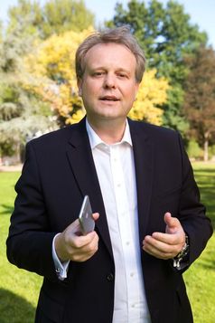 Prof. Jörg Gutsche
