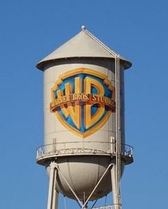 Warner Bros.: KI für Finanzierungsplanung.