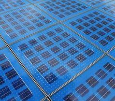 Photovoltaik-Modul: Hybrid-Perowskit bringt Vorteile.