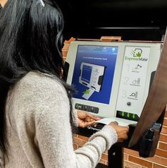 Stimmabgabe am Wahlcomputer mit Sicherheitsrisiko.