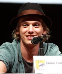 Jamie Campbell Bower (2013)