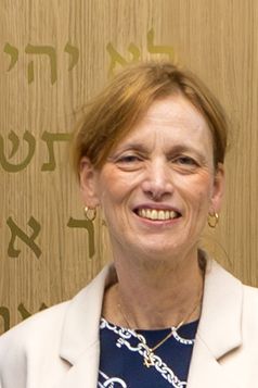 Karin Prien (2024)