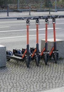 E-Scooter: stellen Risiko für persönliche Daten dar.
