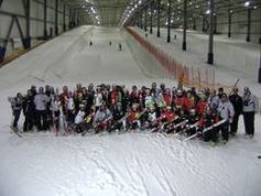 So viel Skirennteams wie noch nie im alpincenter Wittenburg. Bild: Deutscher Skiverband (DSV), alpincenter 