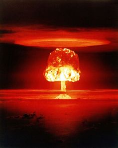 Atombombentest „Romeo“ (Sprengkraft 11 Megatonnen TNT-Äquivalent) am 27. März 1954 auf dem Bikini-Atoll (Symbolbild)