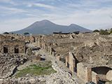 Der heute immer noch aktive Vulkan Vesuv thront über den Ruinen von Pompeji, das er im Jahr 79 n. Ch
Quelle: Fraunhofer IBP (idw)