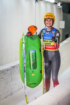 Rodel-Weltmeisterin und Gesamtweltcupsiegerin Julia Taubitz Bild: FIL - Internationaler Rodel Verband Fotograf: Mareks Galinovskis