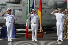 Admiral Stefano Barbieri, Admiral Jonas Wikström, Admiral Jan C. Kaack während der Kommandoübergabe.