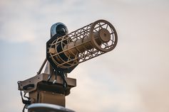 Der Jammer des Systems kann sUAS in einiger Entfernung bekämpfen.  Bild: Bundeswehr Fotograf: Patrik Bransmöller