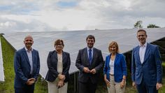 (v.l.): Andre Strube, BLB NRW-Niederlassungsleitung Düsseldorf, Gabriele Willems, BLB NRW-Geschäftsführerin, Dr. Marcus Optendrenk, Minister der Finanzen, Elke Kolfen, BLB NRW-Niederlassungsleitung Düsseldorf, Christoph Schultz, Bürgermeister Stadt Erkrath (2025) Bild: BLB NRW Fotograf: BLB - Bau- u. Liegenschaftsbetrieb NRW