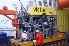 Abb. 3: Der Tauchroboter VICTOR 6000 kurz vor dem Einsatz. Bild: IFREMER