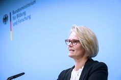 Anja Karliczek (2020) Bild: "obs/Bundesministerium für Bildung und Forschung/BMBF/Hans-Joachim Rickel"