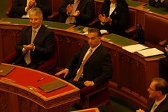 Am 29. Mai 2010 wählte das Parlament Orbán zum Ministerpräsidenten