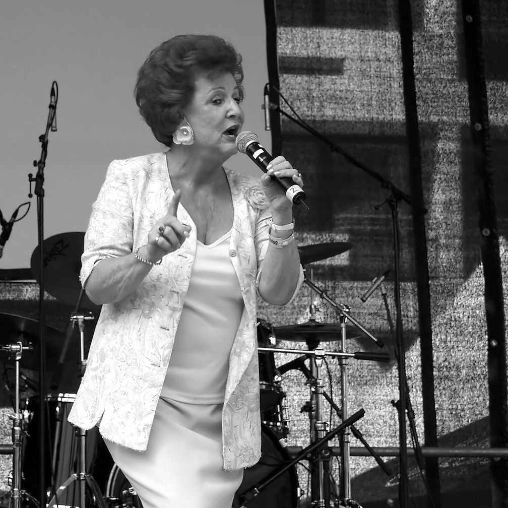 Marie-Luise Nikuta auf dem Straßenfest zur Cologne Pride 2006 (Archivbild)