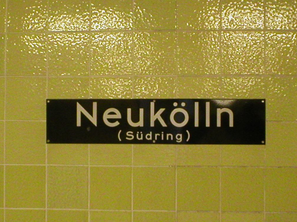 Seit 1992 trägt der U-Bahnhof wieder den Zusatz „Südring“