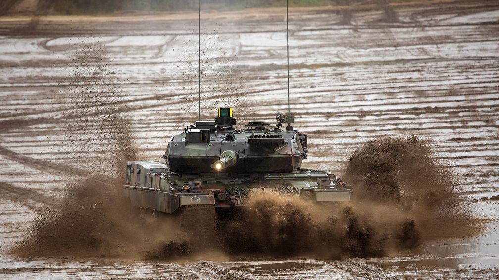 Kampfpanzer LEOPARD 2 Bild: Bundeswehr/Marco Dorow Fotograf: Marco Dorow