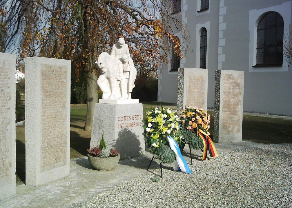 Kriegerdenkmal für die Gefallenen der beiden Weltkriege
