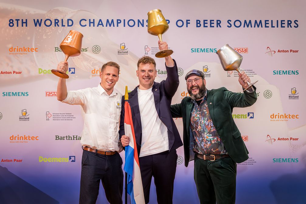 Atemberaubendes-Finale-L-on-Rodenburg-aus-den-Niederlanden-ist-neuer-Weltmeister-der-Biersommeliers