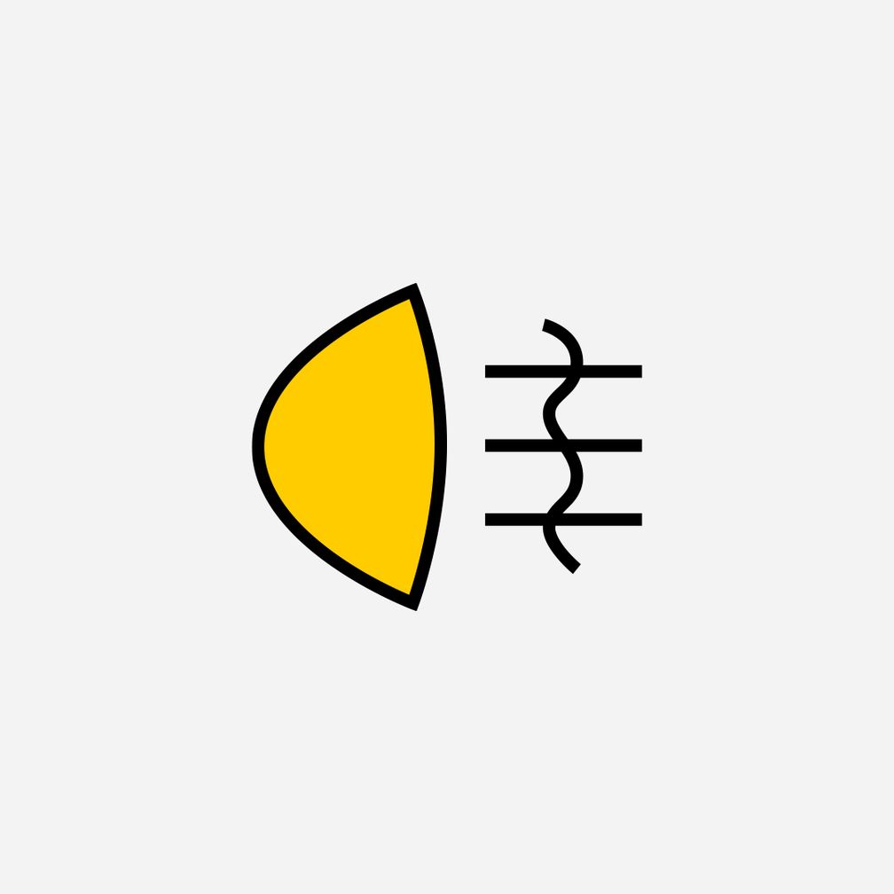 Symbol der Nebelschlussleuchte im Fahrzeug Bild: "obs/ADAC"