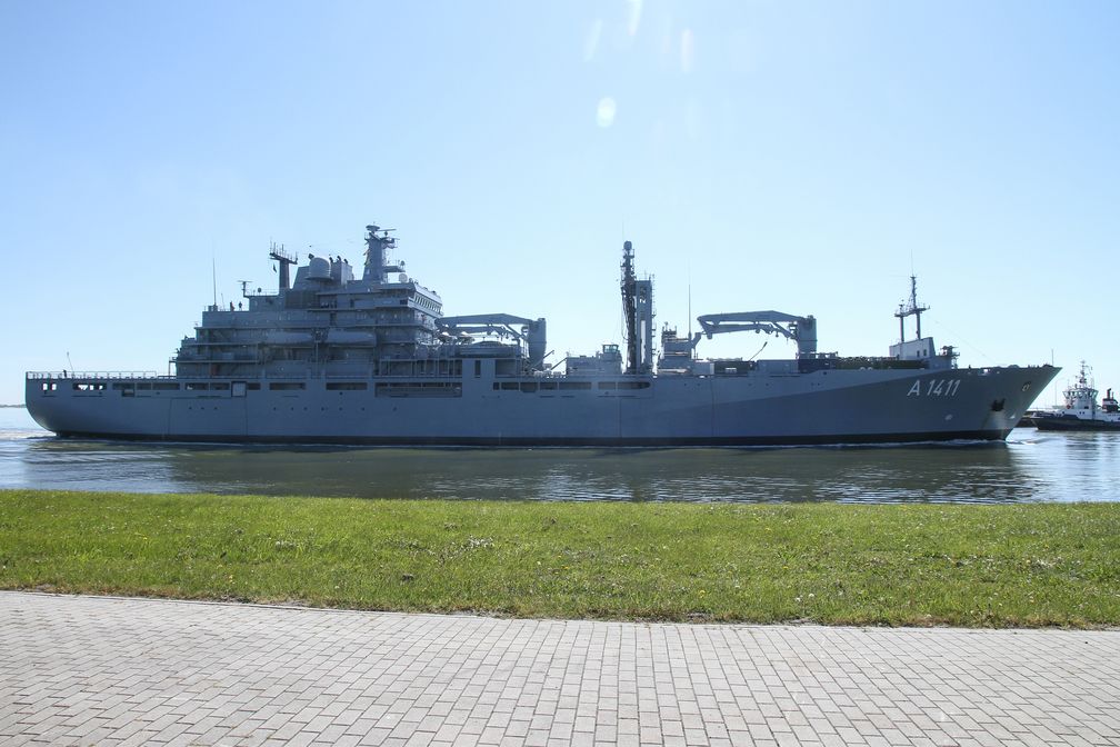 Einsatzgruppenversorger A 1411 Berlin läuft in den Heimathafen Wilhelmshaven ein, am 15.05.2019. Bild: Bundeswehr / Kim Brakensiek Fotograf: Tanja Wendt