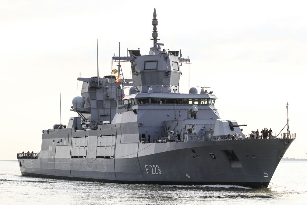 Fregatte F 223Â Nordrhein-Westfalen lÃ¤uft in den MarinestÃ¼tzpunkt Wilhelmshaven ein, am 03.06.2020. Bild:     Bundeswehr / Jane Schmidt