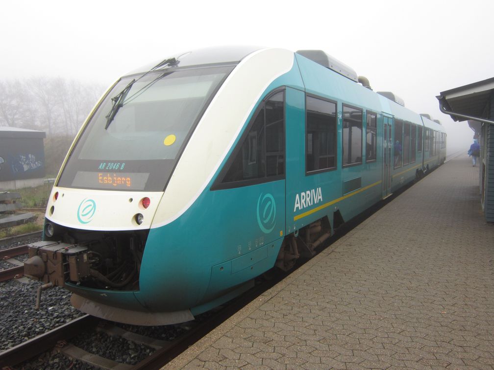 Ein LINT Triebwagen von Arriva in Dänemark.