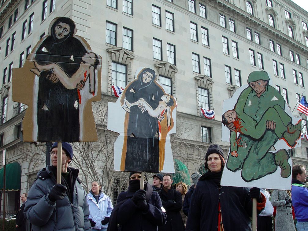 Antikriegsdemonstranten zur zweiten Amtseinführung von George W. Bush am 20. Januar 2005