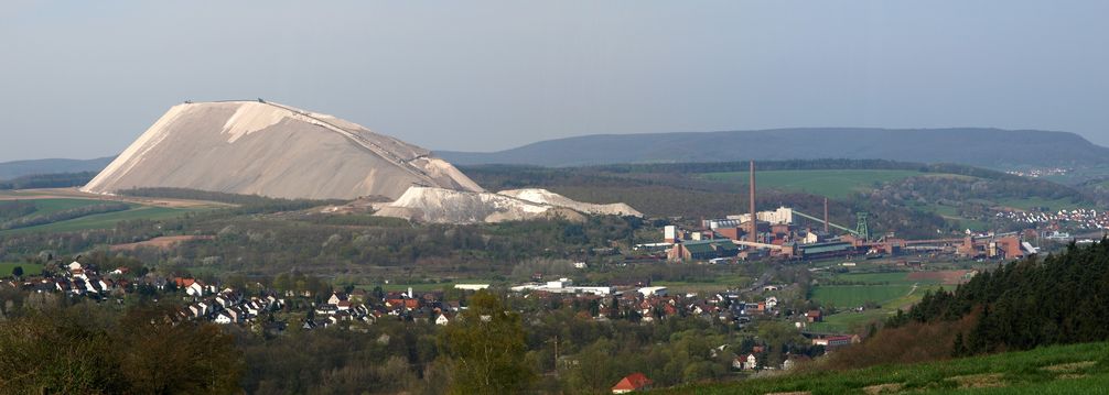 K+S: Das Werk Hattorf in Philippsthal mit Abraumhalde