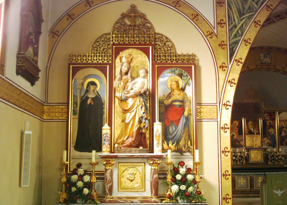 Altar in der Piusbruderschaftskirche St. Joseph in Memmingen