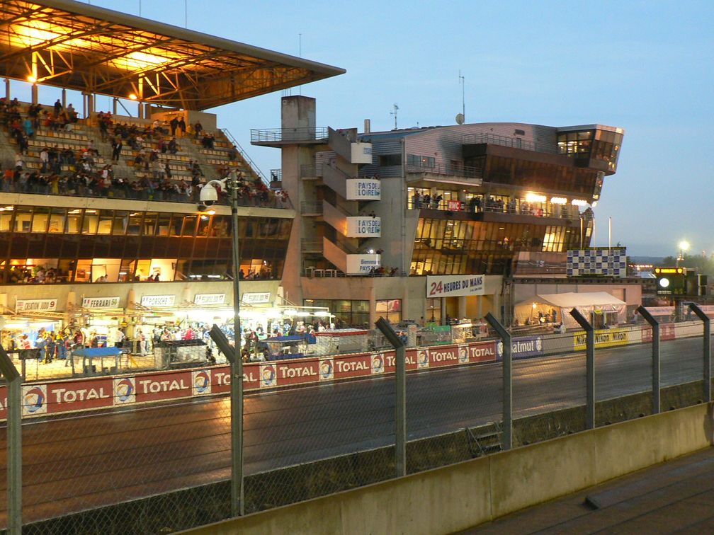 Boxenbereich von Le Mans