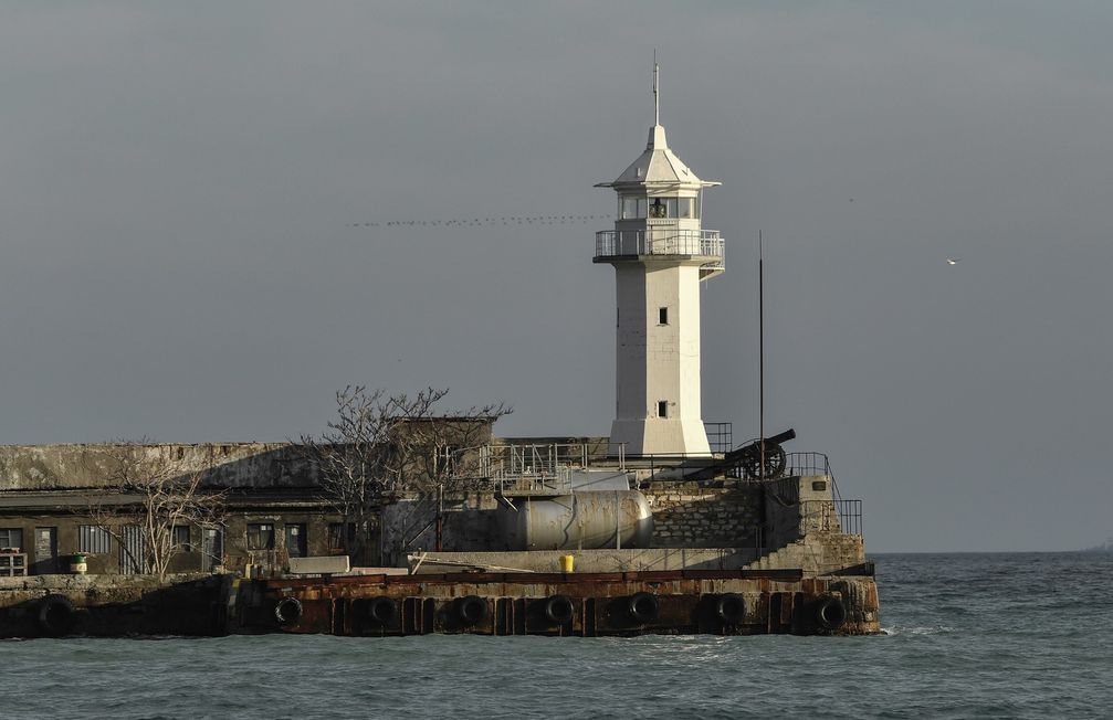 Ein Leuchtturm im Schwarzmeerort Jalta, Krim, Russland. Bild: Konstantin Mihalchevskiy / Sputnik