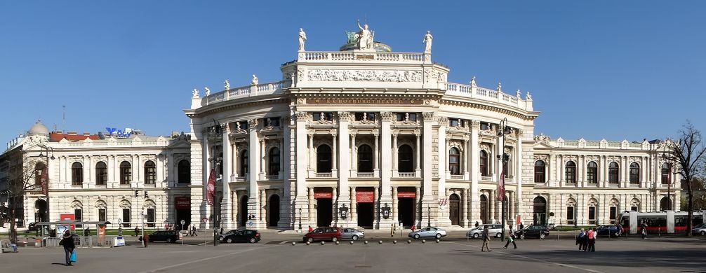 Das 1888 eröffnete Burgtheater an der Wiener Ringstraße